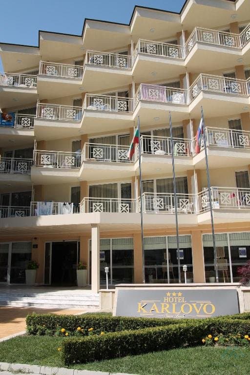 3+kk apartmán s výhledem na bazén - Hotel Karlovo, Slunečné pobřeží, jen 150 m od pláže - foto 34