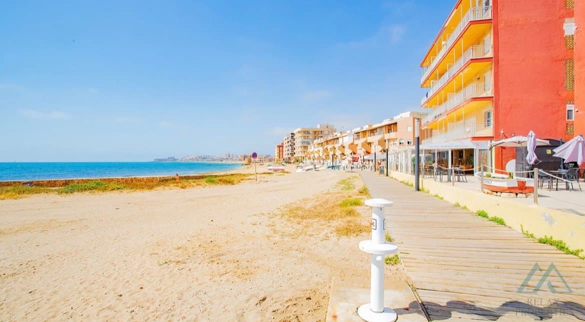 Apartmán v La Mata - Torrevieja, 250 m od pláže, společný bazén, investiční příležitost - foto 20