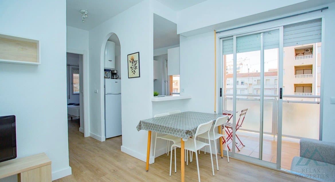 Apartmán v La Mata - Torrevieja, 250 m od pláže, společný bazén, investiční příležitost - foto 9