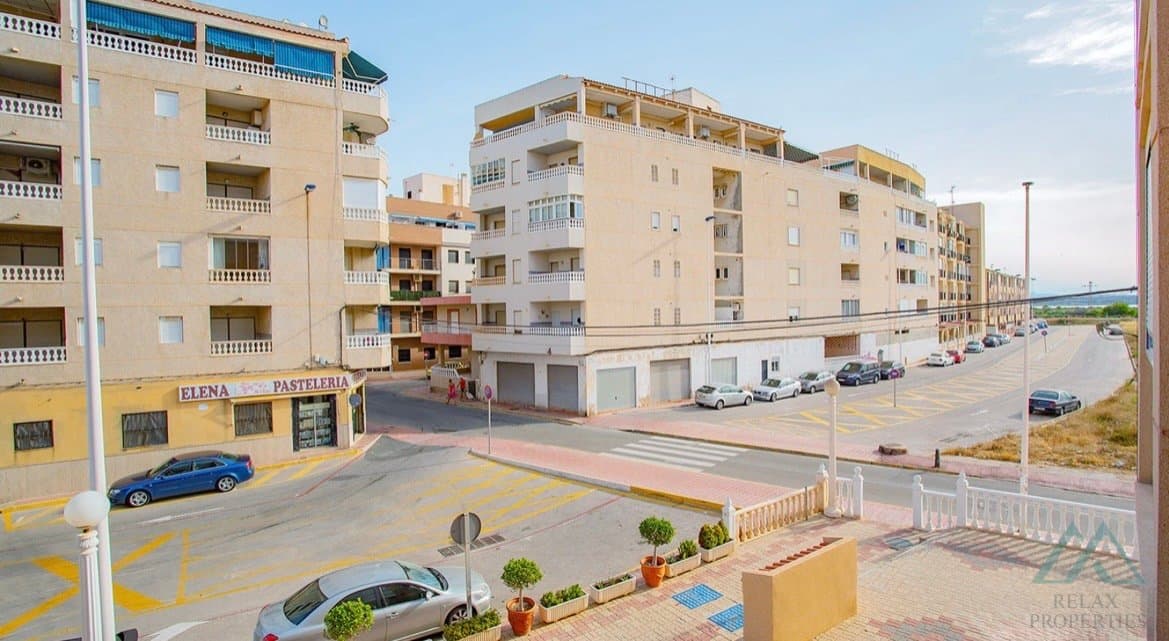 Apartmán v La Mata - Torrevieja, 250 m od pláže, společný bazén, investiční příležitost - foto 25