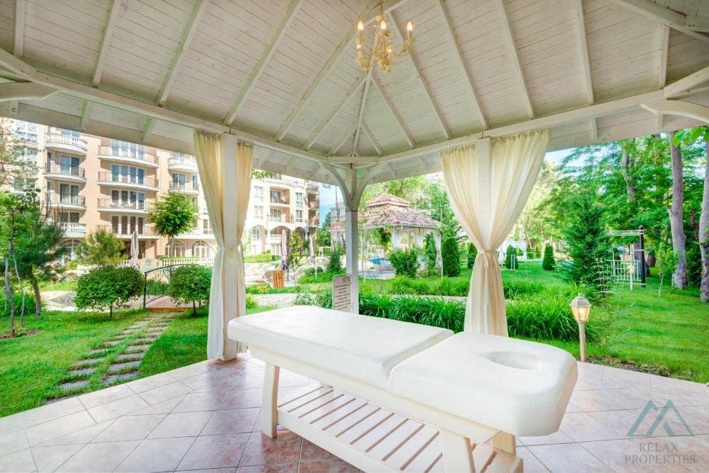 Luxusní apartmán 2+kk s garážovým stáním, Venera Palace, 350 m od moře, Slunečné pobřeží - foto 18