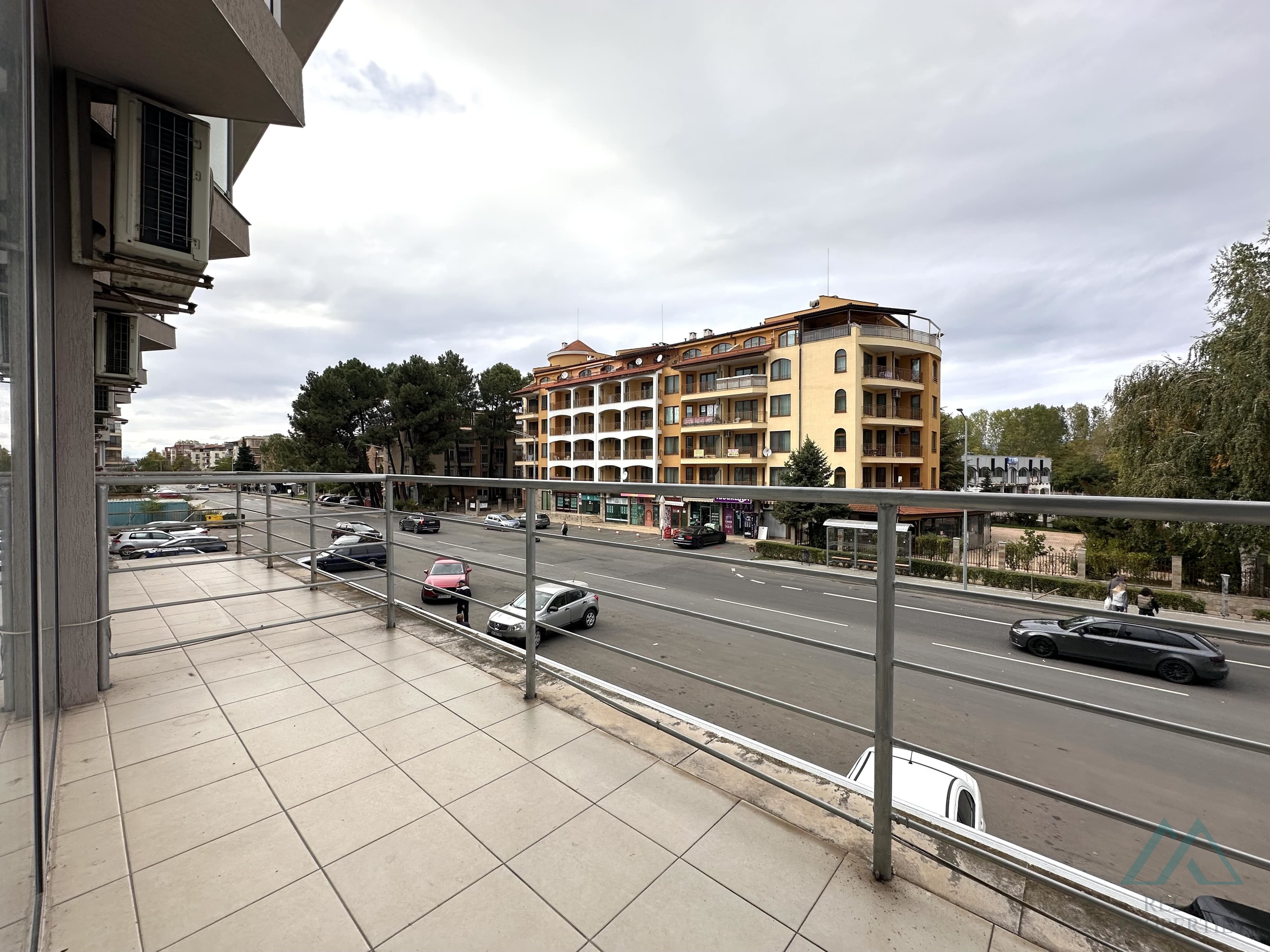 Na prodej zařízené studio, komplex Perla, Slunečné pobřeží, 300 m od pláže - 1