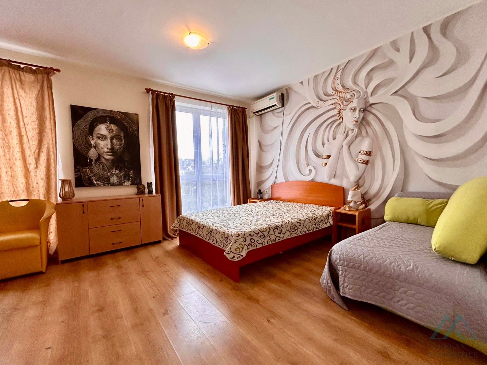 Prostorné studio 50 m², komplex Flores Park, jen 300 m od pláže, Slunečné pobřeží - foto 7