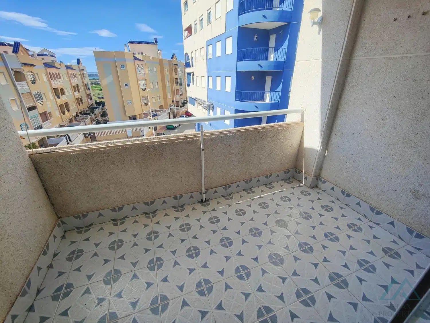 Apartmán s bazénem a terasou jen 150 m od pláže La Mata, Torrevieja - 2