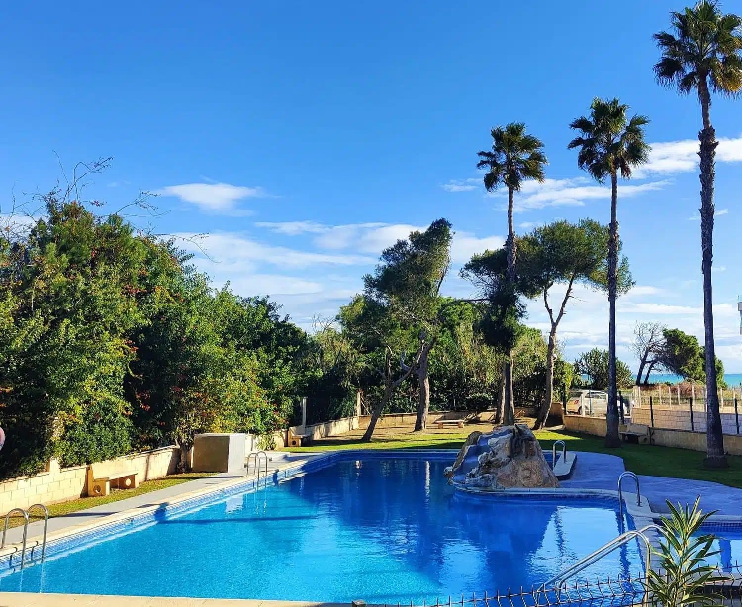 Apartmán s bazénem a terasou jen 150 m od pláže La Mata, Torrevieja - foto 17