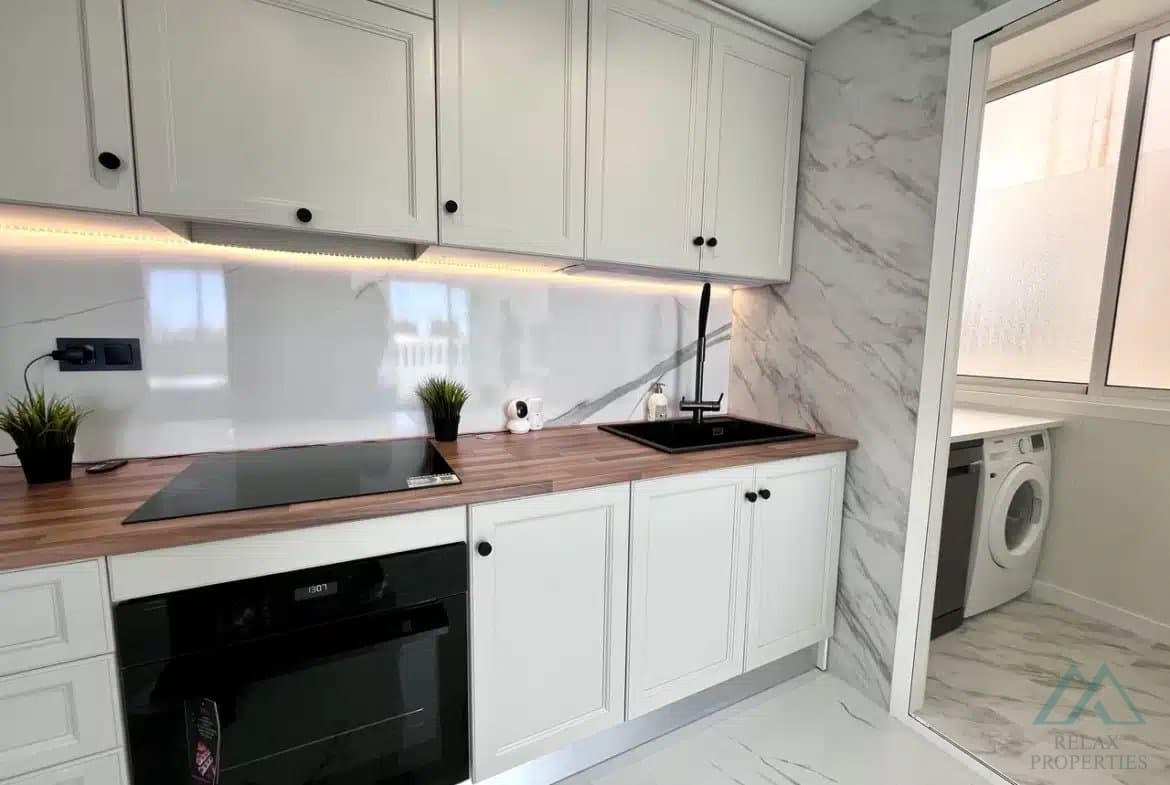 Penthouse po rekonstrukci s výhledem na moře - Playa Flamenca, Zenia Star 1 - foto 10