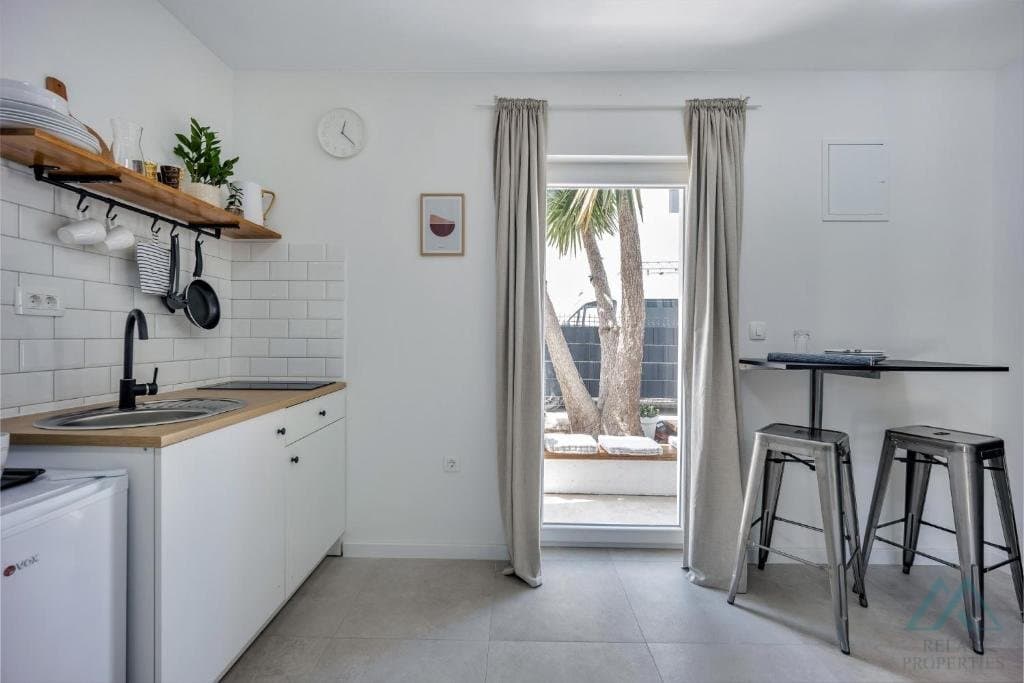 Moderní apartmánový dům s 6 jednotkami - Trogir, 150 m od moře, výborná investice - foto 25