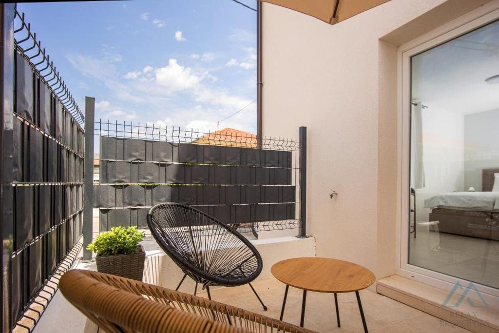 Moderní apartmánový dům s 6 jednotkami - Trogir, 150 m od moře, výborná investice - foto 26