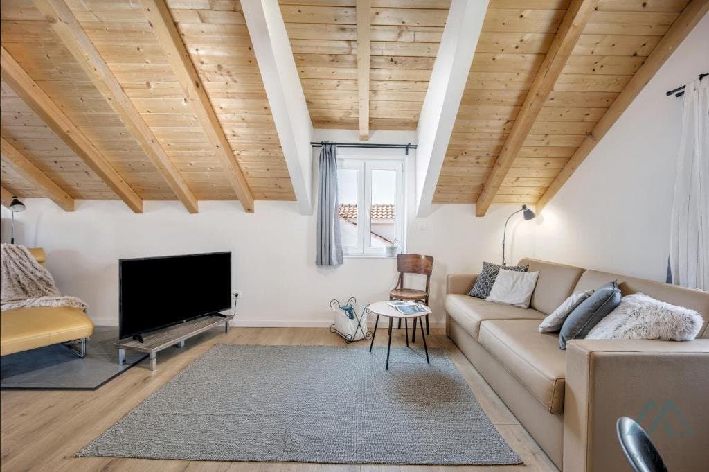 Moderní apartmánový dům s 6 jednotkami - Trogir, 150 m od moře, výborná investice - foto 28