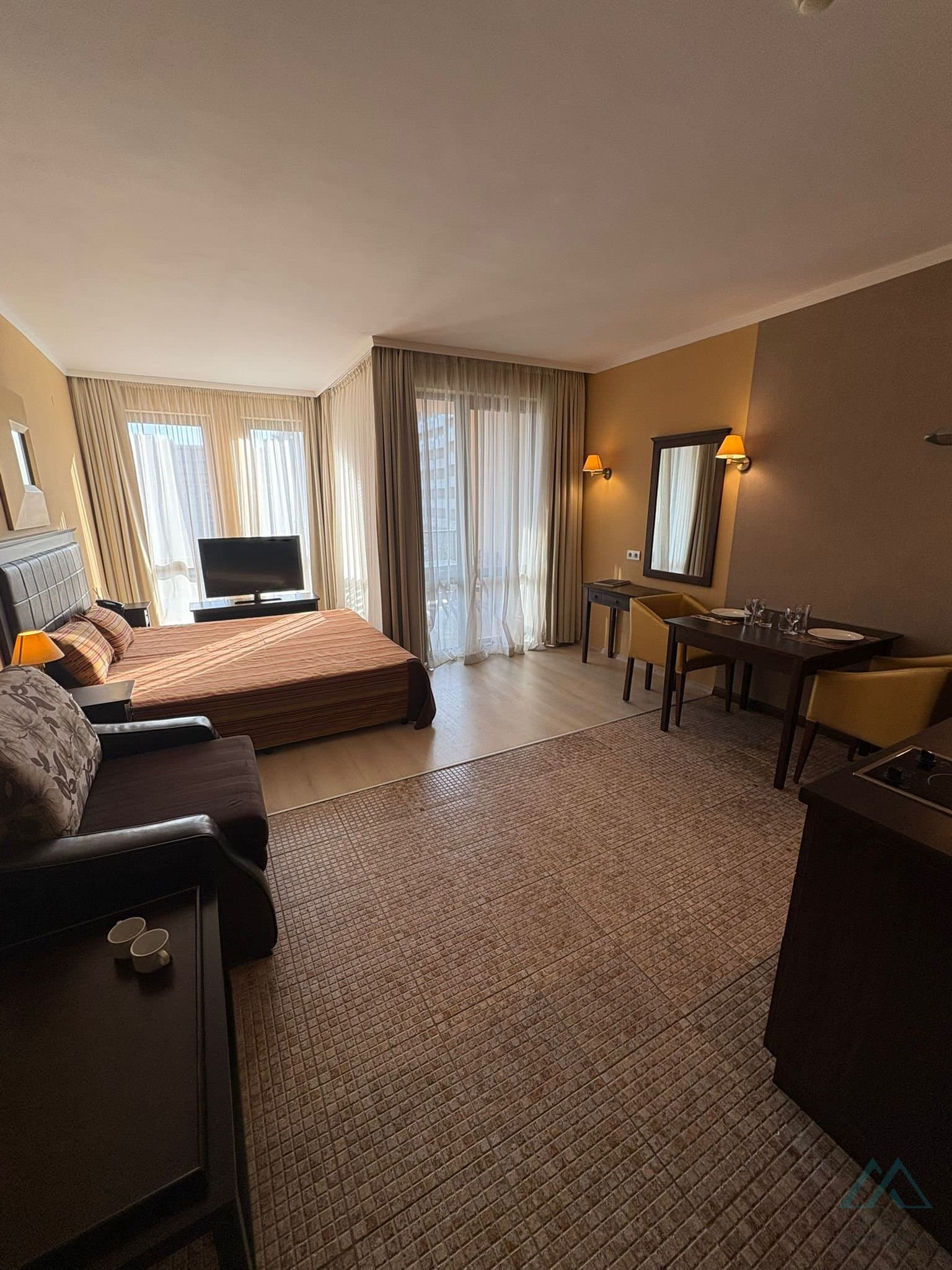 Studio apartmán v 5* Barcelo Royal Beach, první linie u moře, Slunečné pobřeží - foto 8