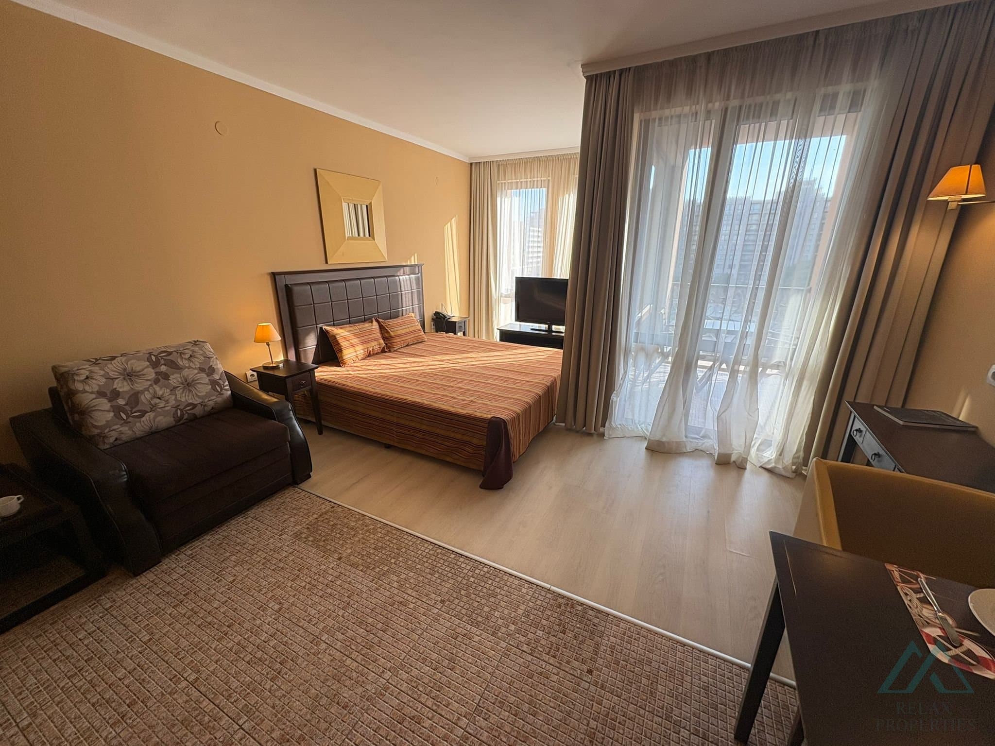 Studio apartmán v 5* Barcelo Royal Beach, první linie u moře, Slunečné pobřeží - foto 9