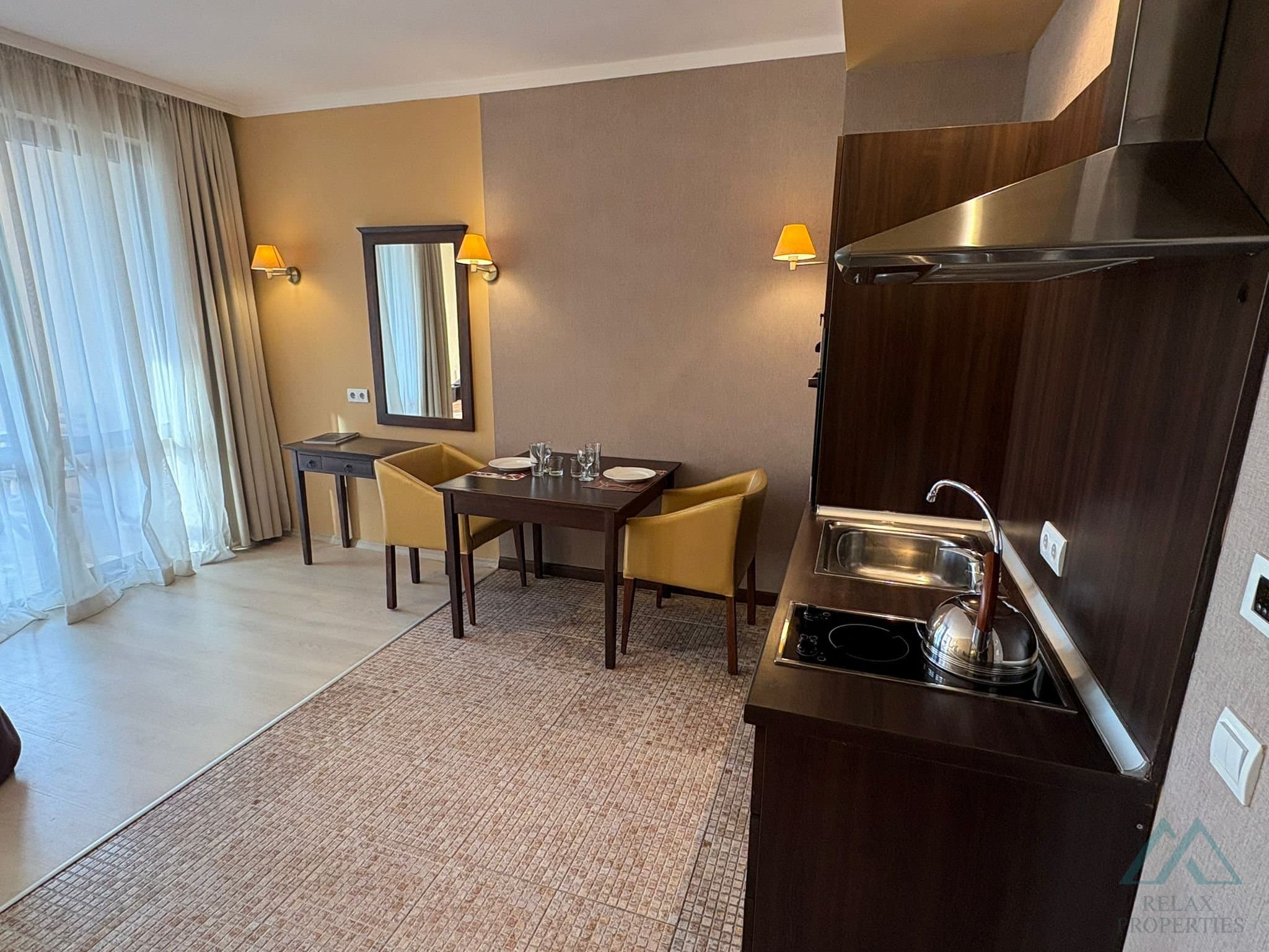 Studio apartmán v 5* Barcelo Royal Beach, první linie u moře, Slunečné pobřeží - foto 12