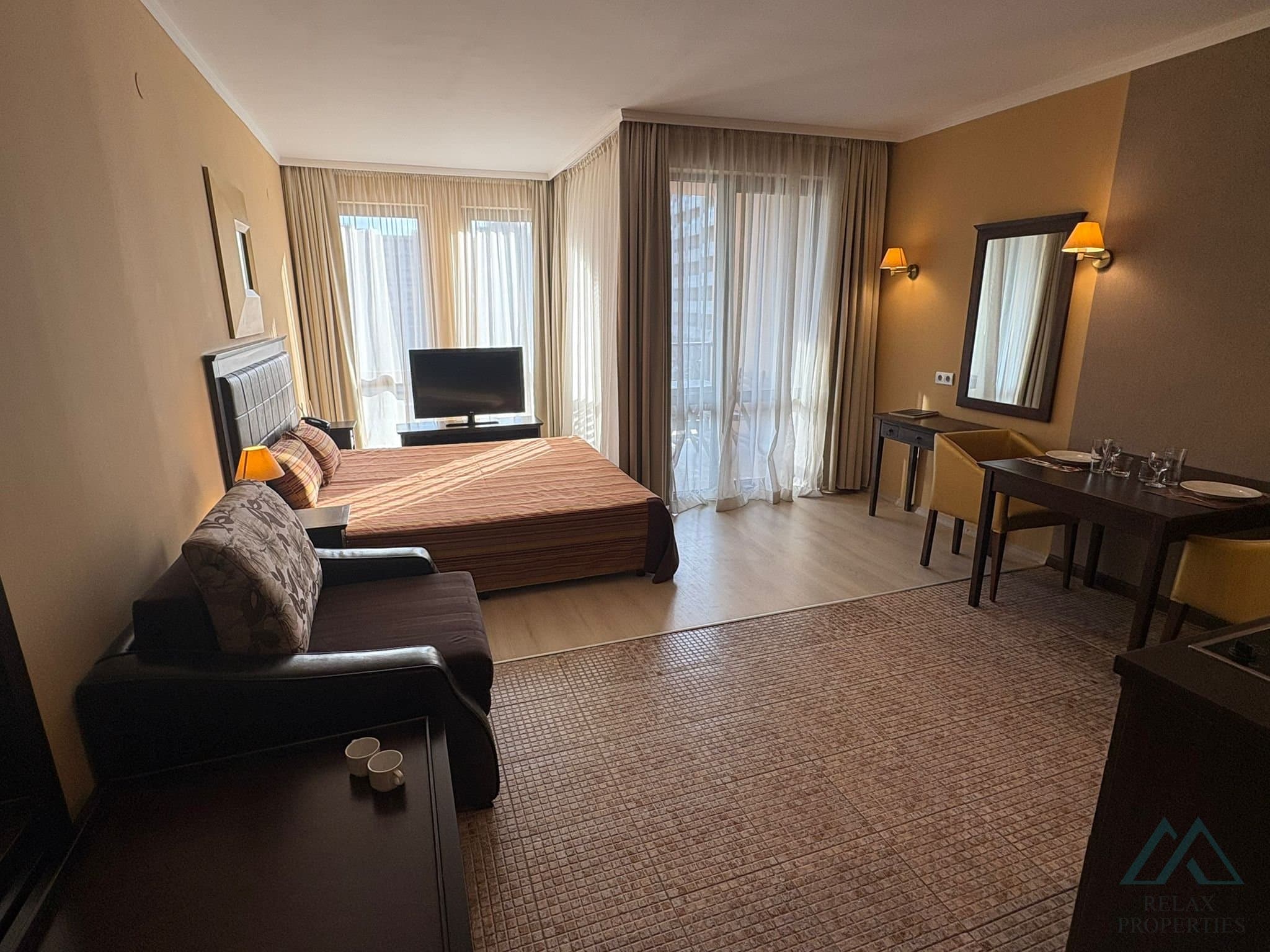 Studio apartmán v 5* Barcelo Royal Beach, první linie u moře, Slunečné pobřeží - foto 13
