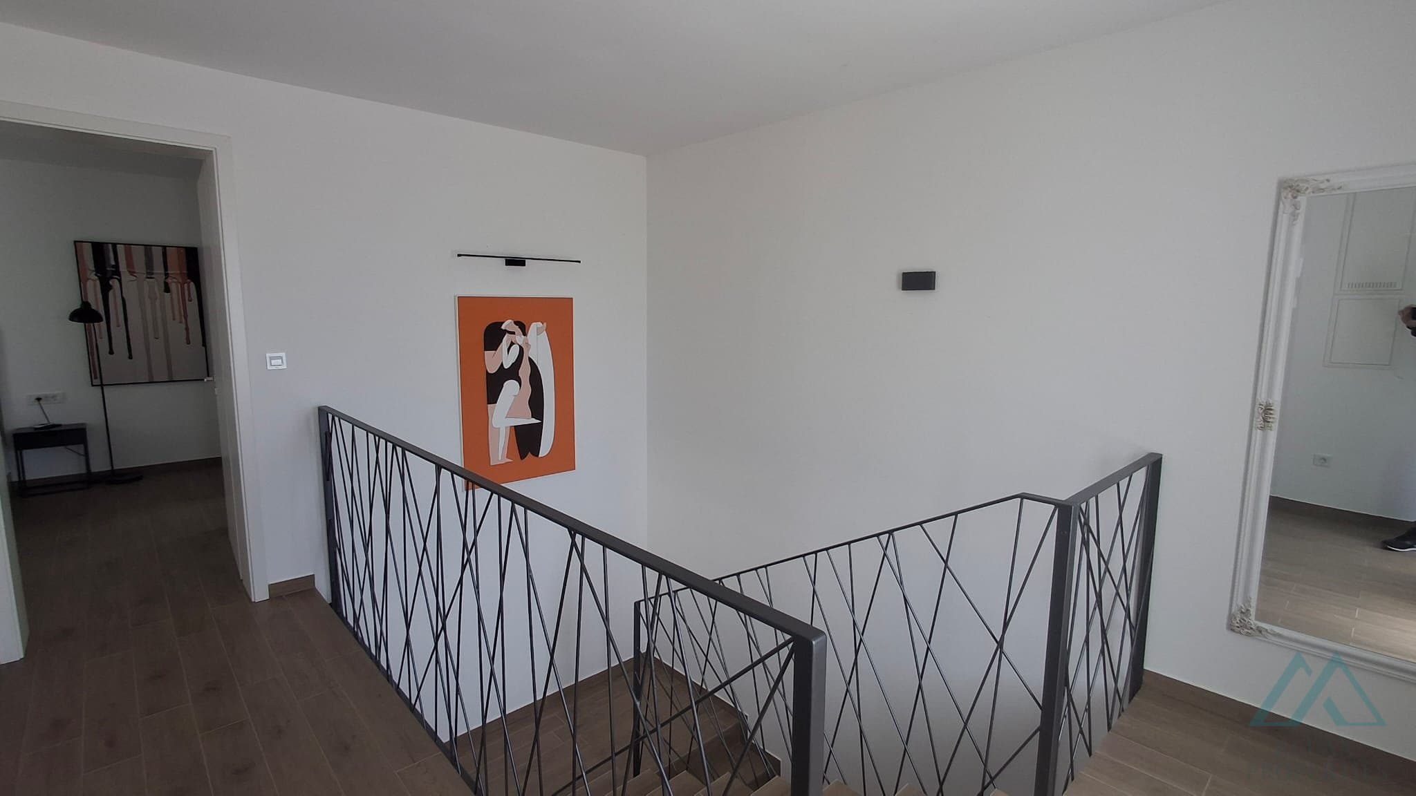 Luxusní nově postavená moderní vila s bazénem a výhledem na moře - Žaborić, Chorvatsko - foto 8