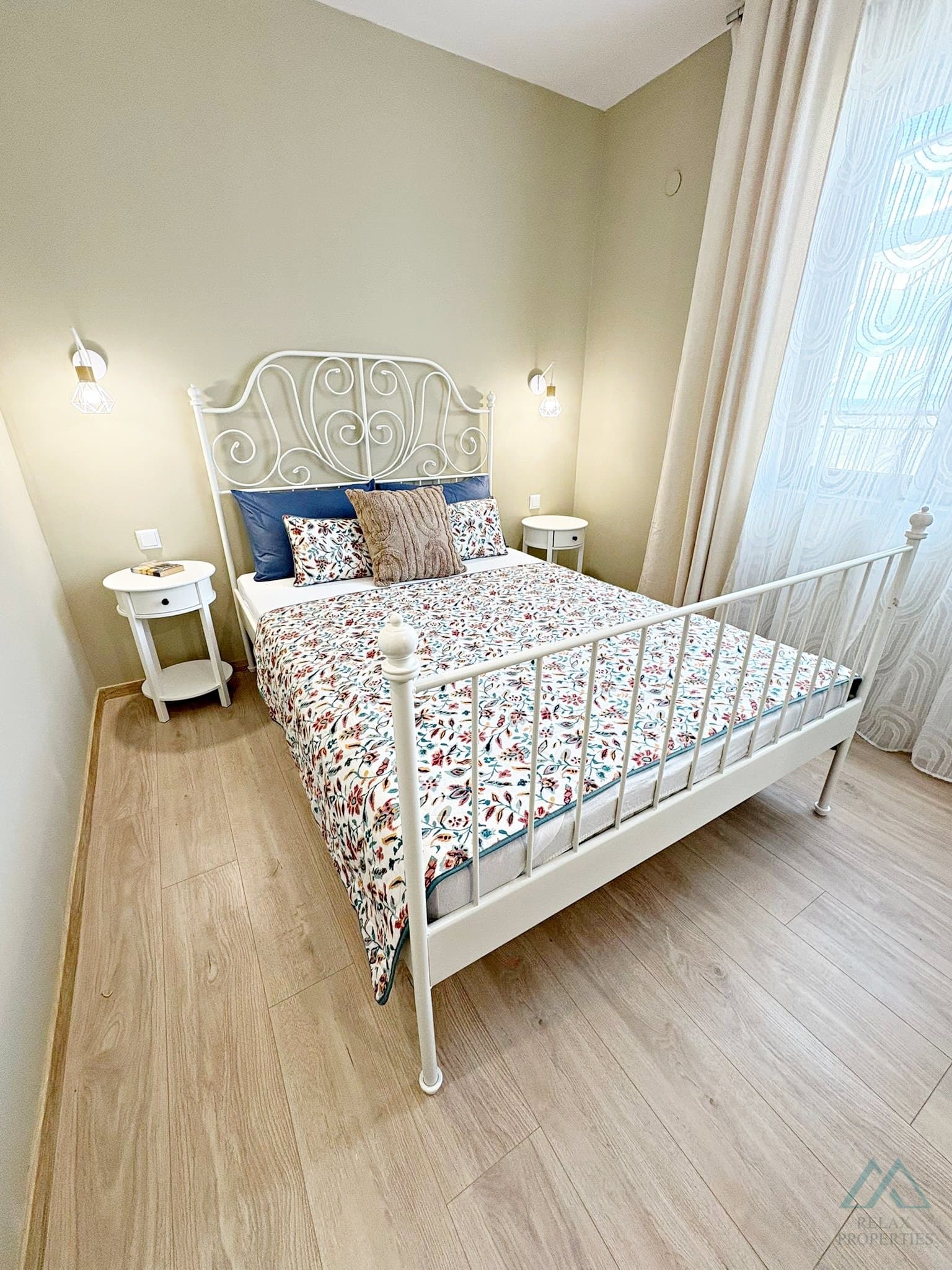 Prostorný apartmán 2+kk v komplexu Amadeus 5, 720 m od moře, Slunečné pobřeží - foto 18
