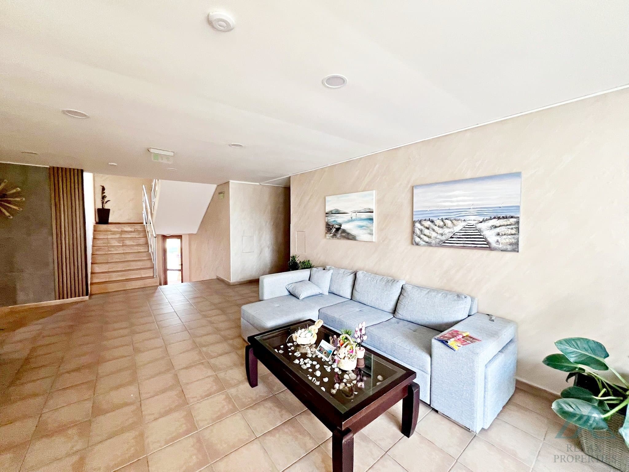 Prostorný apartmán 2+kk v komplexu Amadeus 5, 720 m od moře, Slunečné pobřeží - foto 20