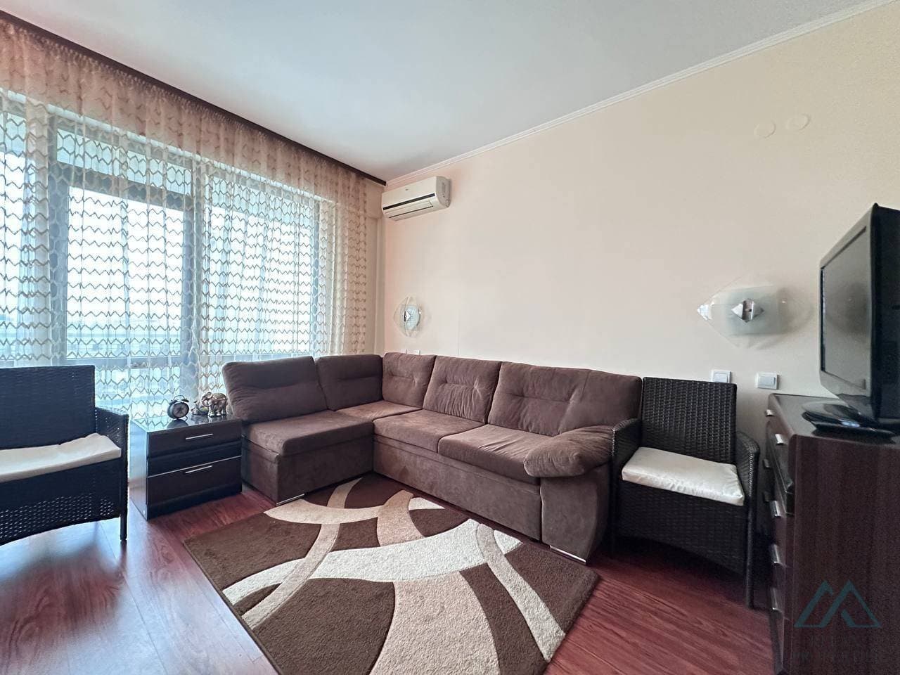 Velký apartmán 3+kk, terasou a výhledem na moře, Hotel Babylon, 120 m od moře, Slunečné pobřeží - 4