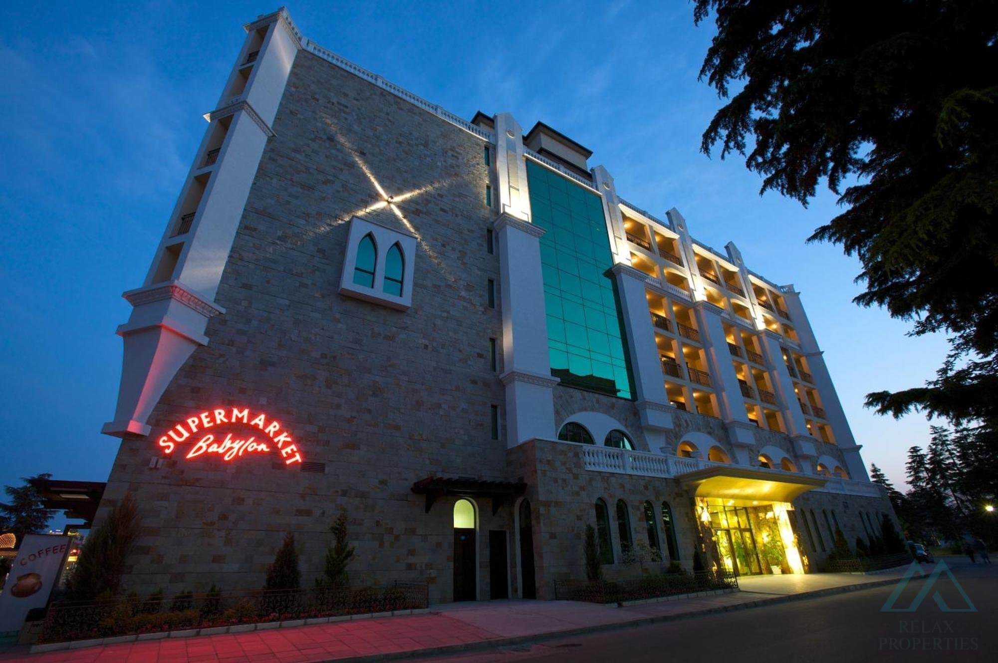 Velký apartmán 3+kk, terasou a výhledem na moře, Hotel Babylon, 120 m od moře, Slunečné pobřeží - foto 24