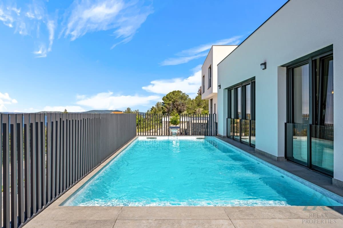 Luxusní moderní vila s bazénem a výhledem na moře - Primošten, Chorvatsko - 2