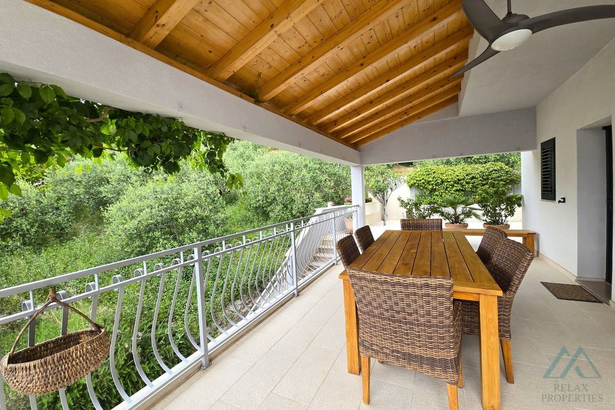 Apartmánový dům s panoramatickým výhledem na moře - Omišská riviéra - foto 6
