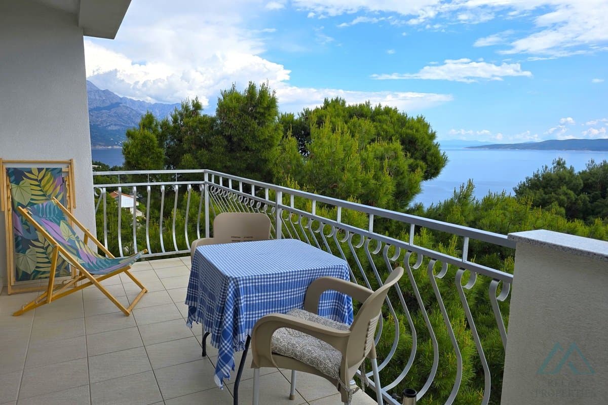 Apartmánový dům s panoramatickým výhledem na moře - Omišská riviéra - 4