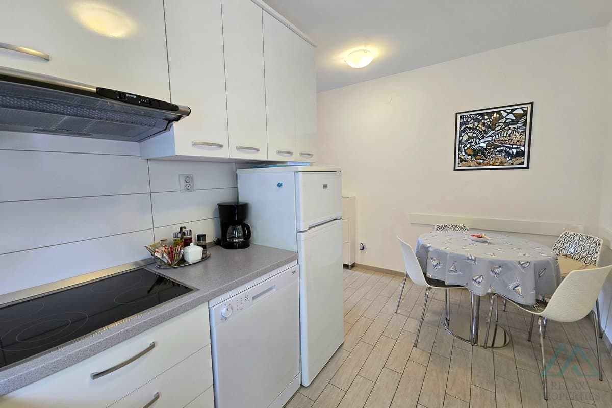 Apartmánový dům s panoramatickým výhledem na moře - Omišská riviéra - foto 16