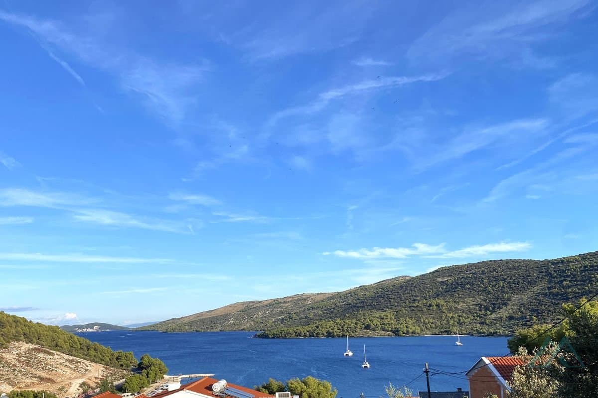 Novostavba domu s bazénem a výhledem na moře Marina, Chorvatsko - foto 6