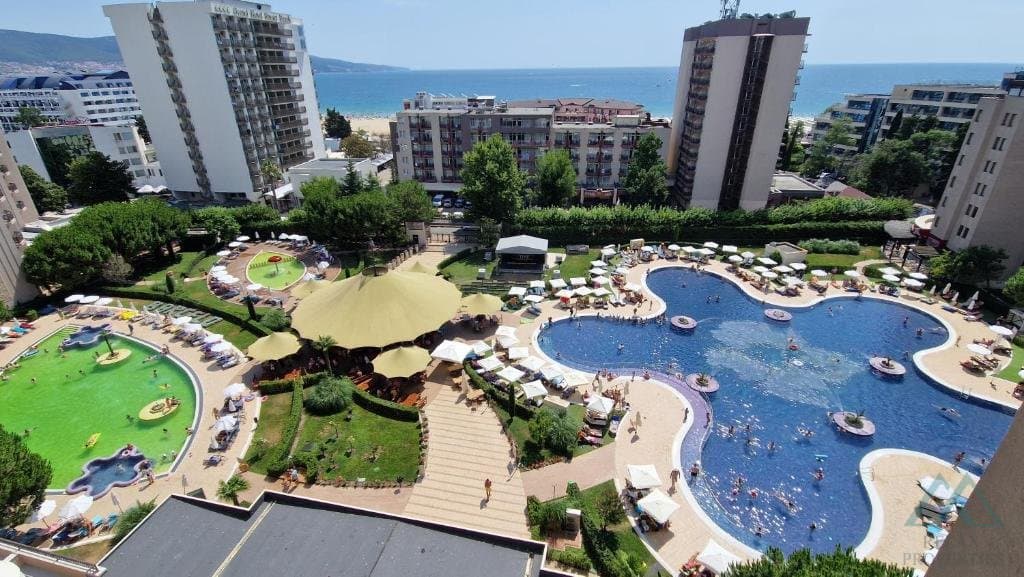 Luxusní apartmán 3+kk, terasou a bočním výhledem na moře, Barcelo Royal Beach, Slunečné pobřeží - foto 40