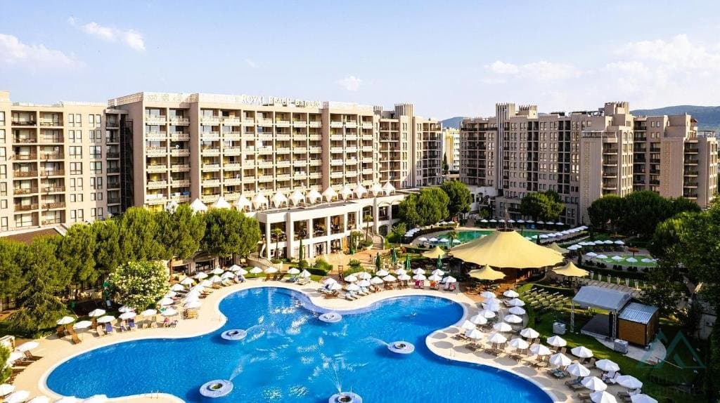 Luxusní apartmán 3+kk, terasou a bočním výhledem na moře, Barcelo Royal Beach, Slunečné pobřeží - foto 41