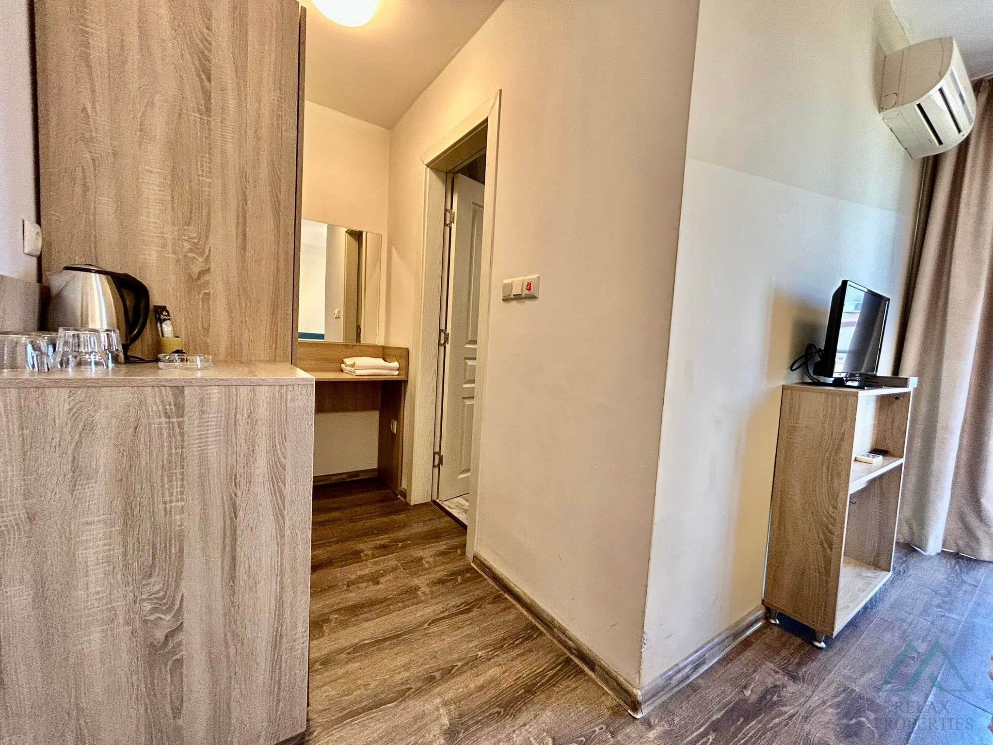 Skvělá cena! Apartmán s výhledem na bazén v Tarsis Club & SPA, Slunečné pobřeží - foto 9