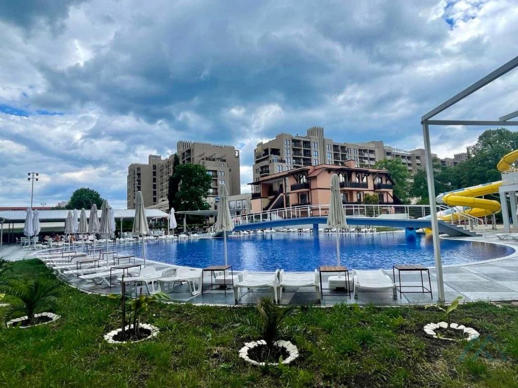apartmán 2+kk s výhledem na moře, 200 m od pláže - Slunečné pobřeží - foto 25