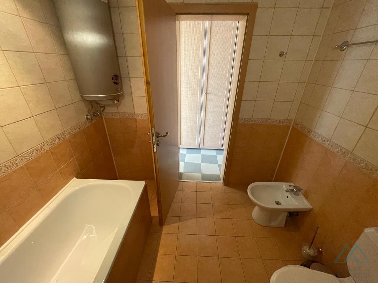 apartmán 2+kk s výhledem na moře, 200 m od pláže - Slunečné pobřeží - foto 19