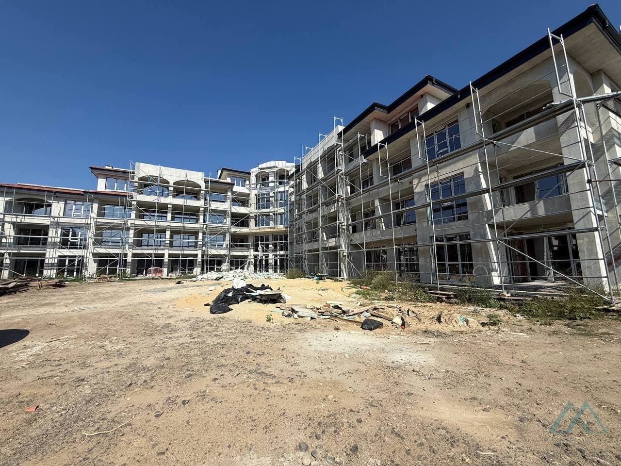 Nové apartmány přímo od developera v prestižním rezidenčním komplexu Holiday Resort, Sveti Vlas, Bulharsko - foto 23