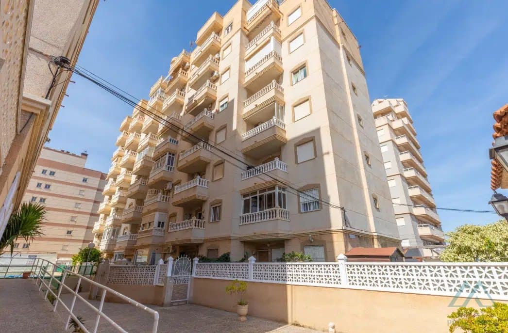 Atraktivní apartmán s výhledem v oblíbené lokalitě Nueva Torrevieja - foto 15