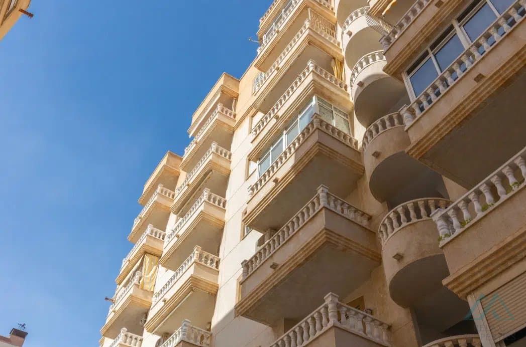 Atraktivní apartmán s výhledem v oblíbené lokalitě Nueva Torrevieja - foto 14