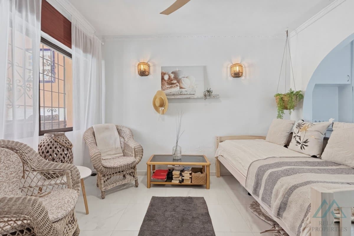 Apartmán s velkou zahradou – La Rosaleda, Torrevieja - foto 10