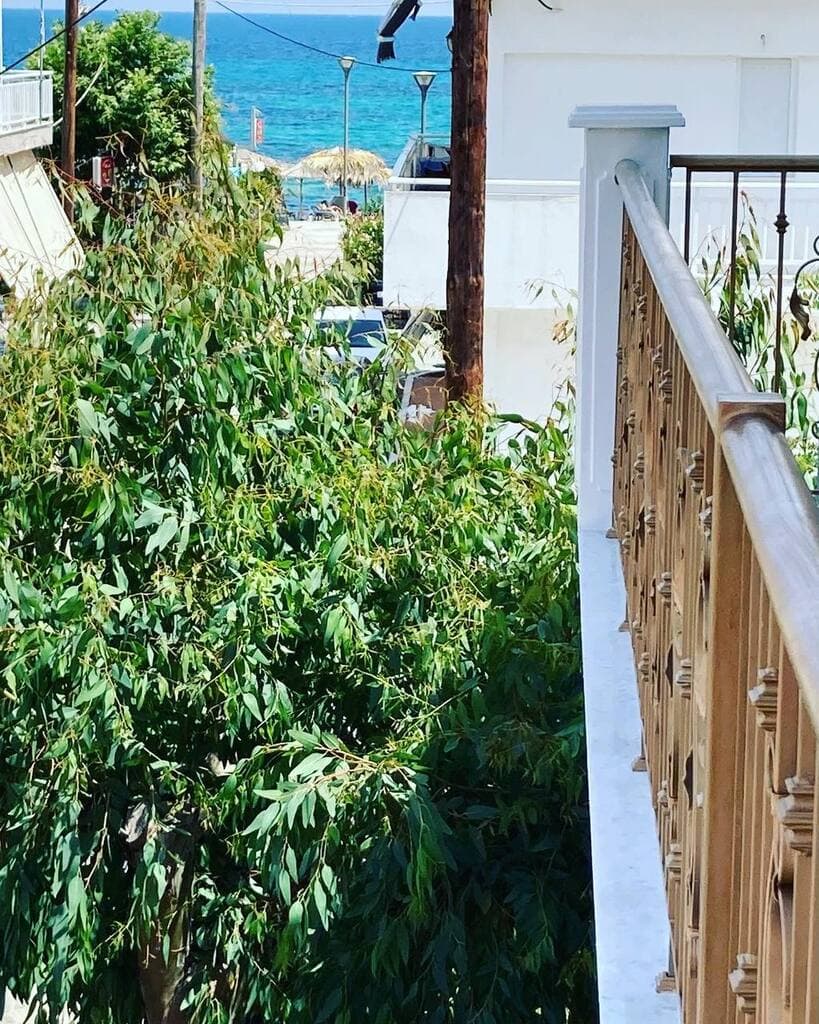 Kompletně zrekonstruovaný apartmán jen 30 m od pláže, Sarti, Sithonia, Chalkidiki - foto 28