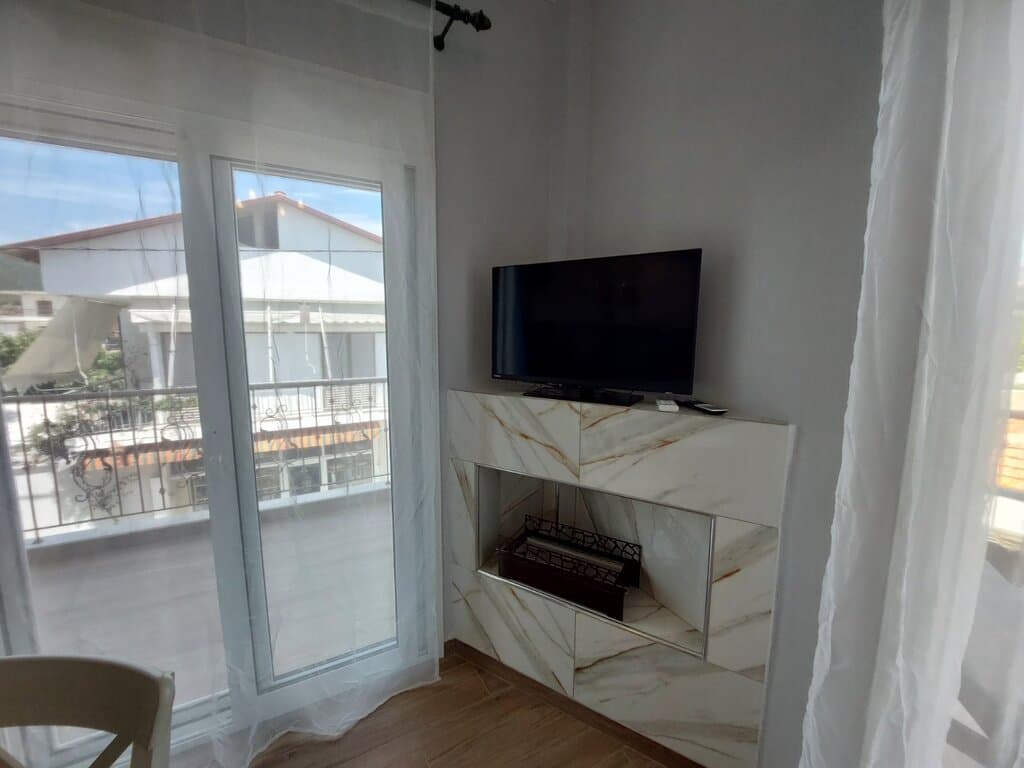 Kompletně zrekonstruovaný apartmán jen 30 m od pláže, Sarti, Sithonia, Chalkidiki - foto 35