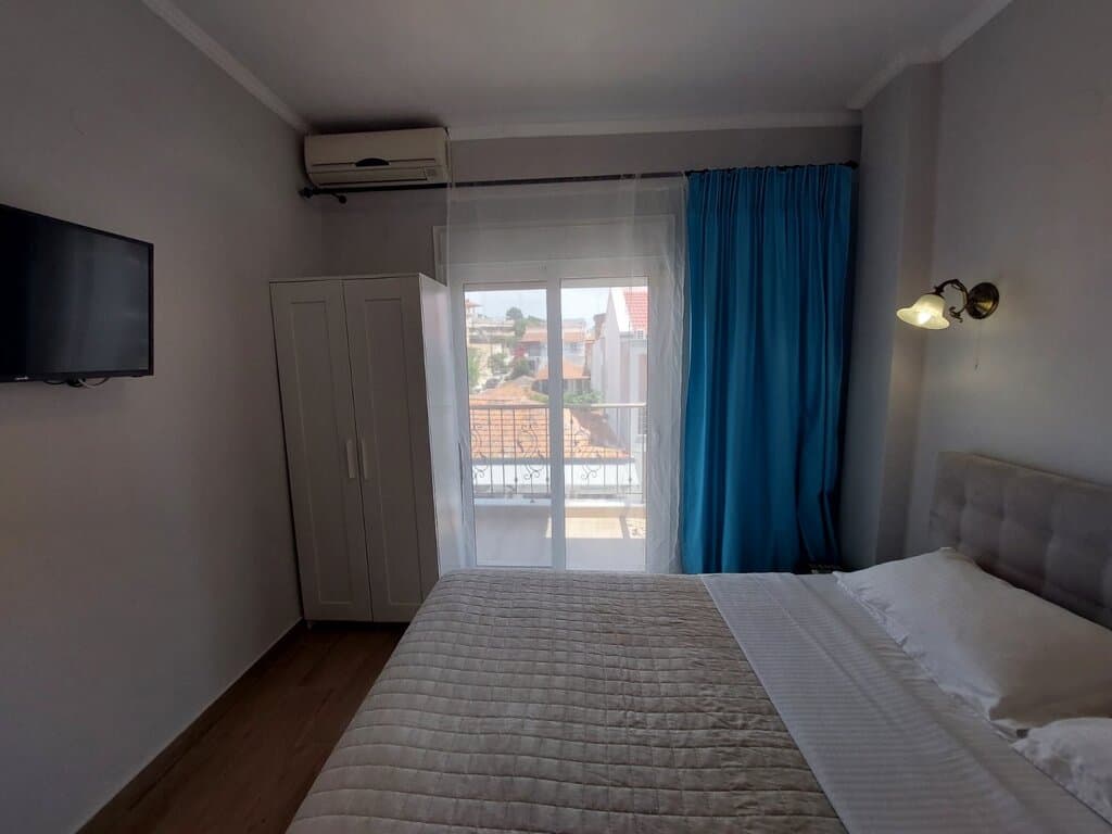 Kompletně zrekonstruovaný apartmán jen 30 m od pláže, Sarti, Sithonia, Chalkidiki - foto 9