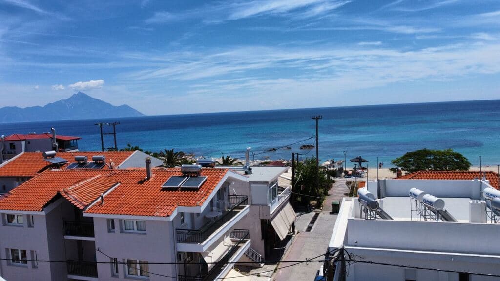 Kompletně zrekonstruovaný apartmán jen 30 m od pláže, Sarti, Sithonia, Chalkidiki - foto 43