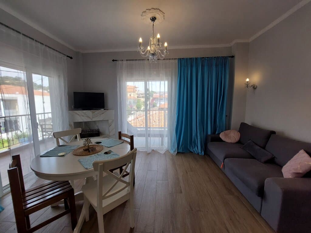 Kompletně zrekonstruovaný apartmán jen 30 m od pláže, Sarti, Sithonia, Chalkidiki - foto 7