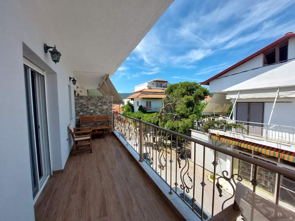 Kompletně zrekonstruovaný apartmán jen 30 m od pláže, Sarti, Sithonia, Chalkidiki - foto 34