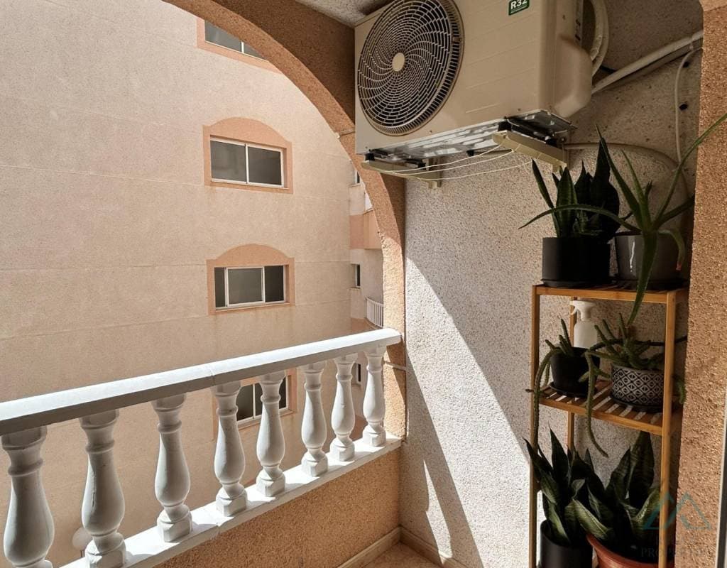 3+kk apartmán v samém srdci Torrevieje, Costa Blanca, Španělsko - 3