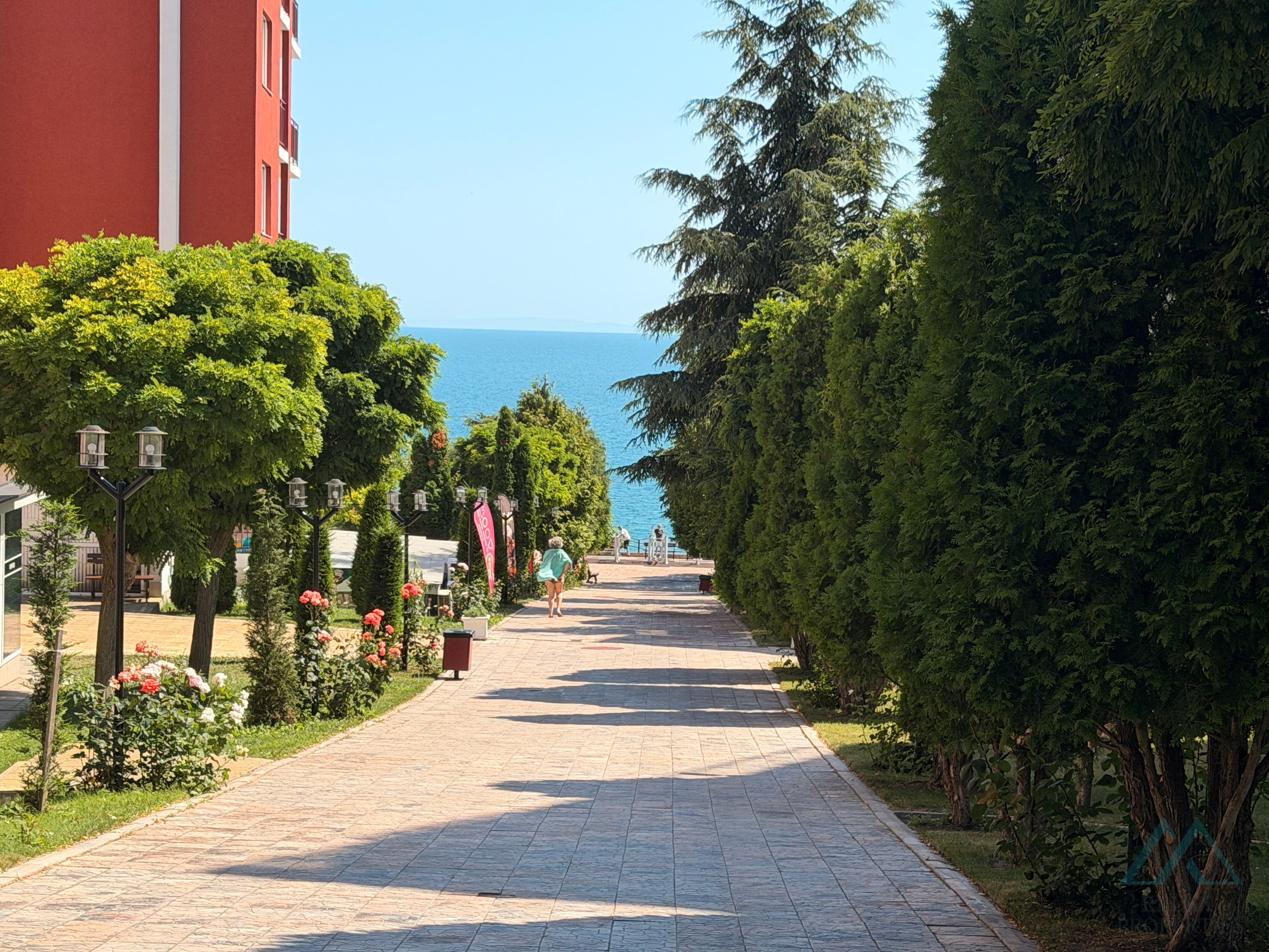 2+kk apartmán s nádherným výhledem na moře v komplexu Marina View Fort, 50 m od moře, Sveti Vlas, Bulharsko - 1