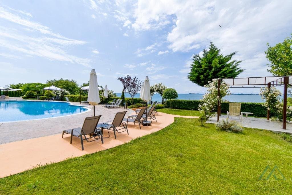 Krásný studiový apartmán v první linii u moře, luxusní komplex Royal Bay, Sveti Vlas, Bulharsko - 2