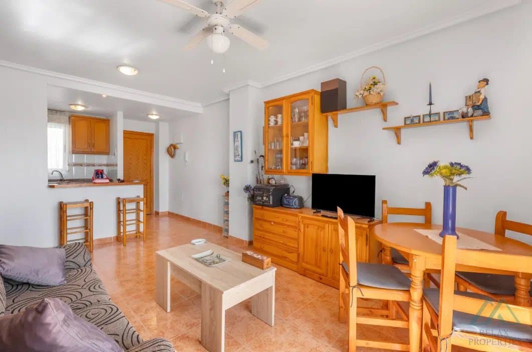 Atraktivní apartmán s výhledem v oblíbené lokalitě Nueva Torrevieja - 5