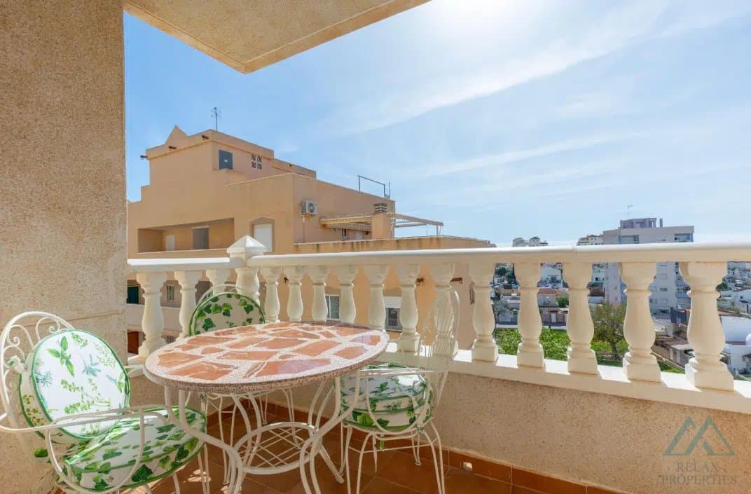 Atraktivní apartmán s výhledem v oblíbené lokalitě Nueva Torrevieja - 1