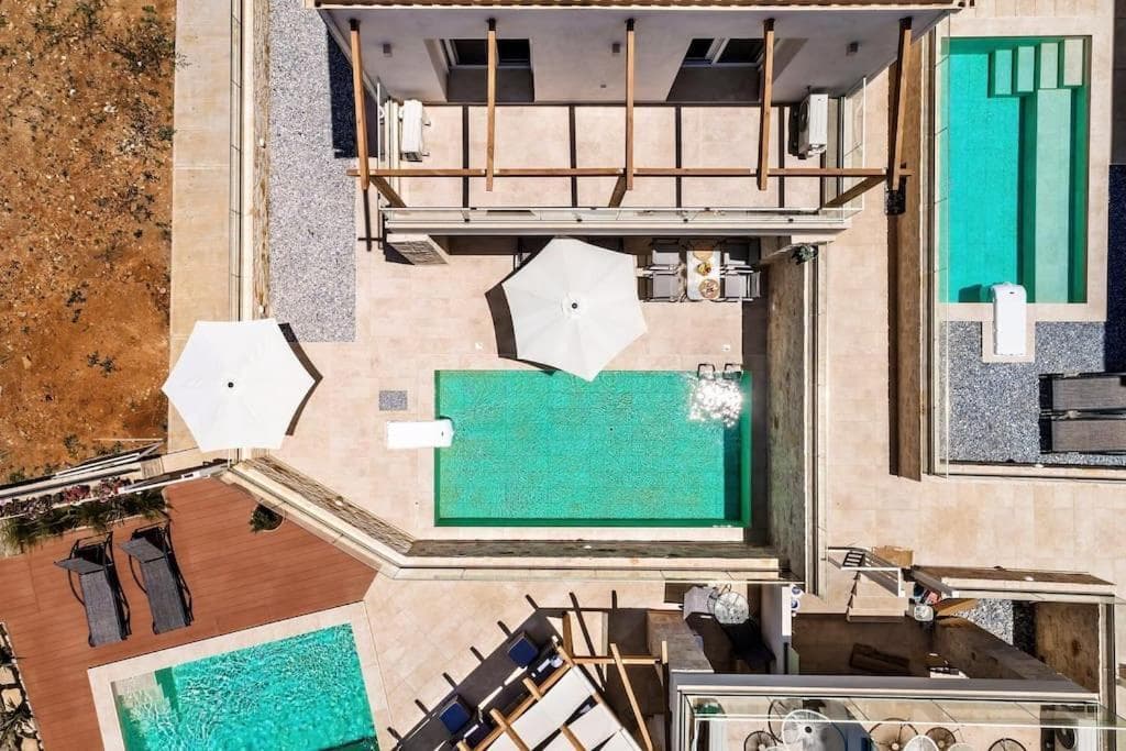 Moderní dvoupodlažní vila s vlastním bazénem, Panormos, Kréta – pouze 120 m od moře - 3